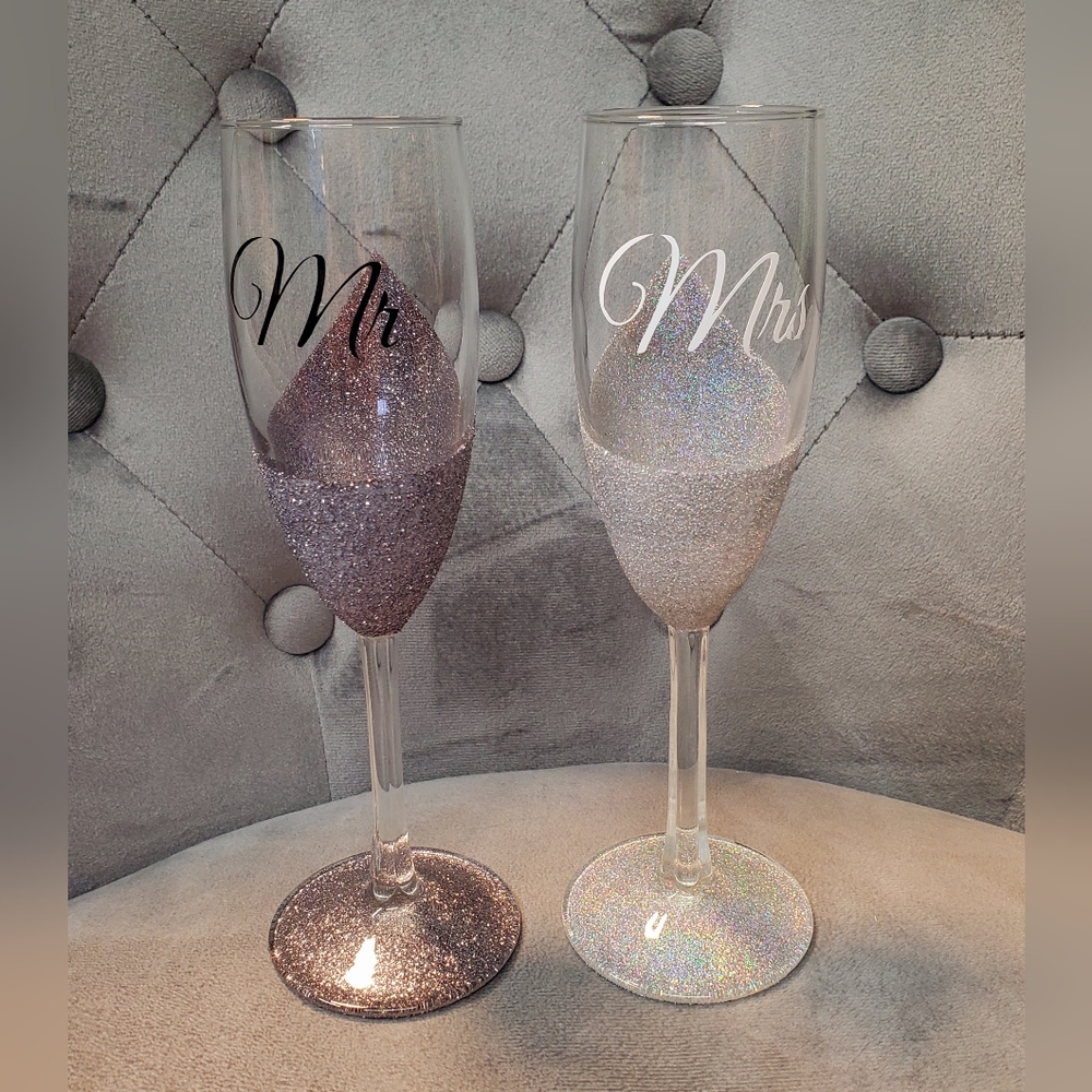 Champagne Wedding Glasses Mr&Mrs 💎
